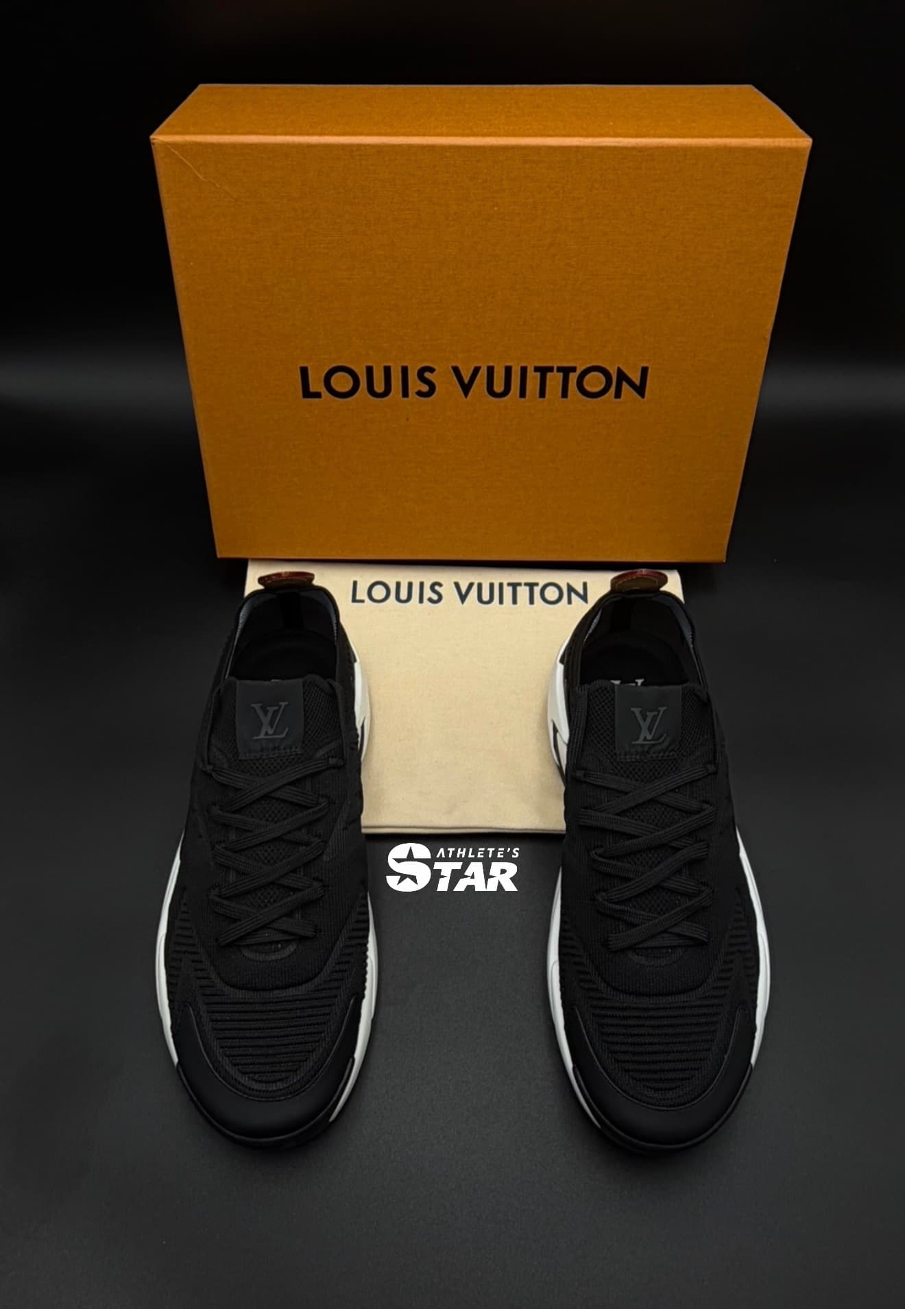 Sneakers — Louis Vuitton