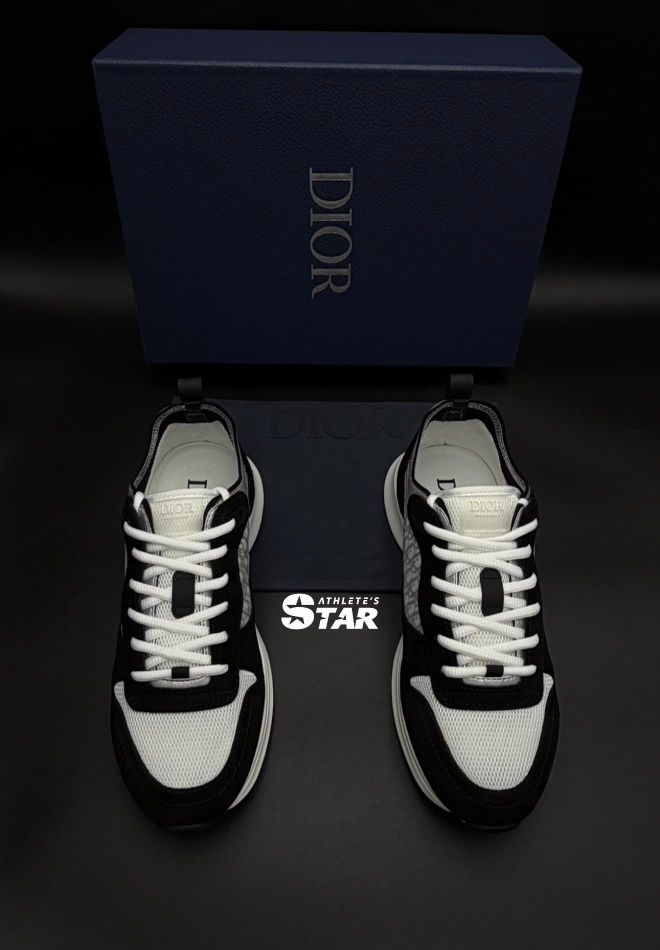 Sneakers — Dior